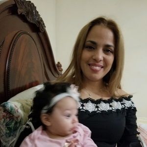 Meet your Posher, Ana